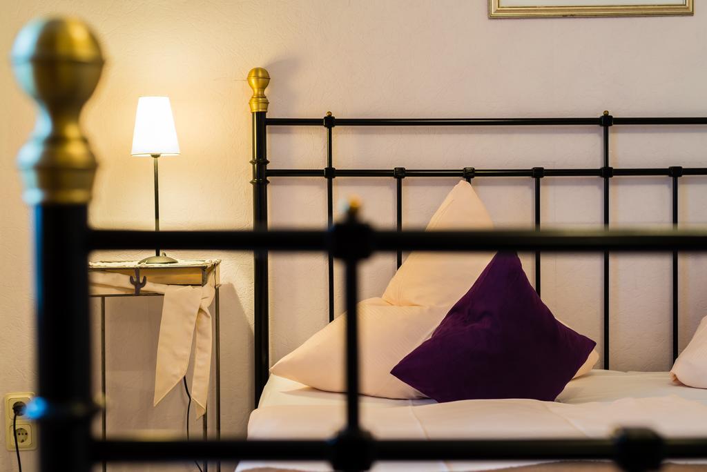 Moselhotel Ludwigs Köwerich Rum bild